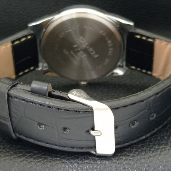 Vintage 1979 Fortis Manual Mens Silver Watch W/Leather Strap & Blue accents - Picture 2 of 9